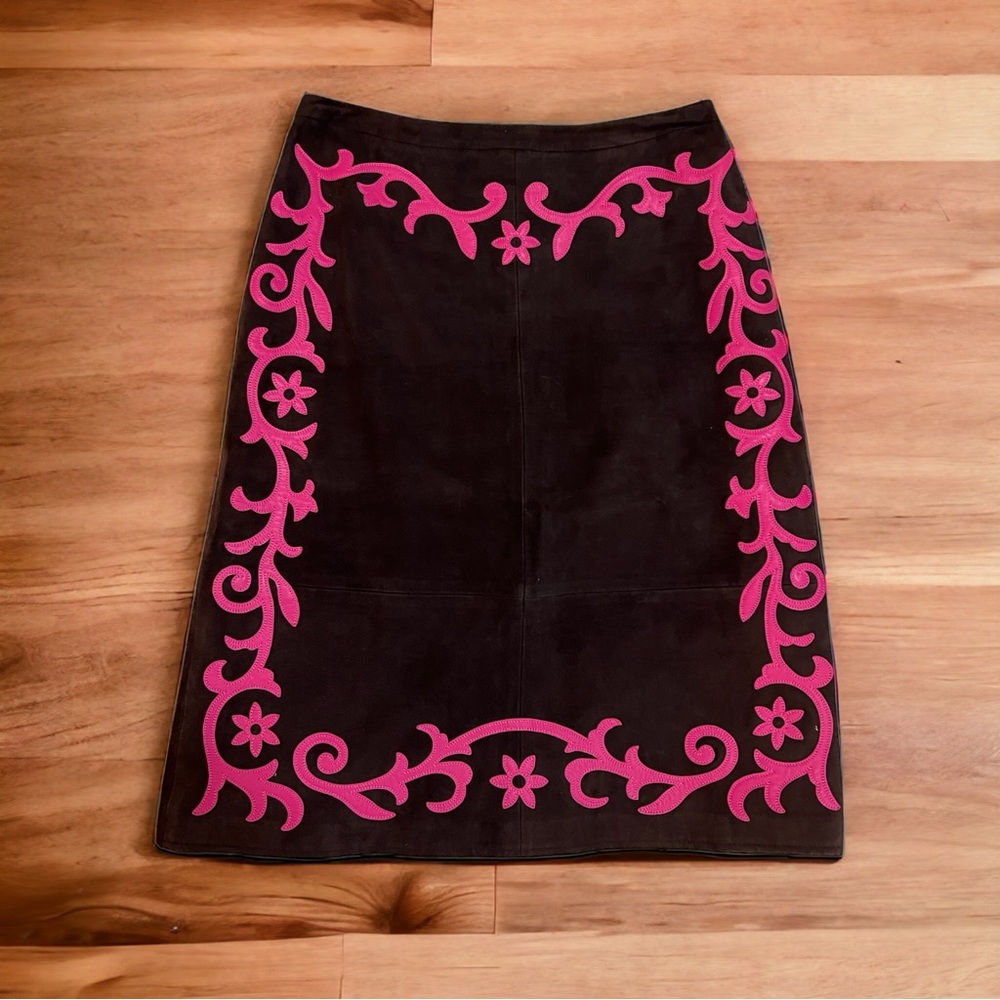 Escada brown suede skirt with hot pink suede detail